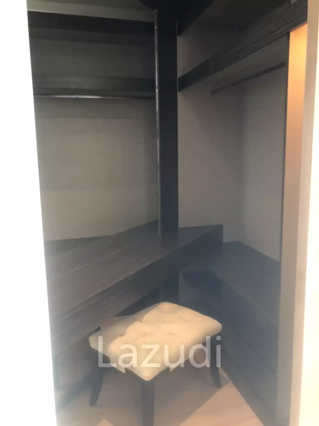 3 brs beachfront condo for sale