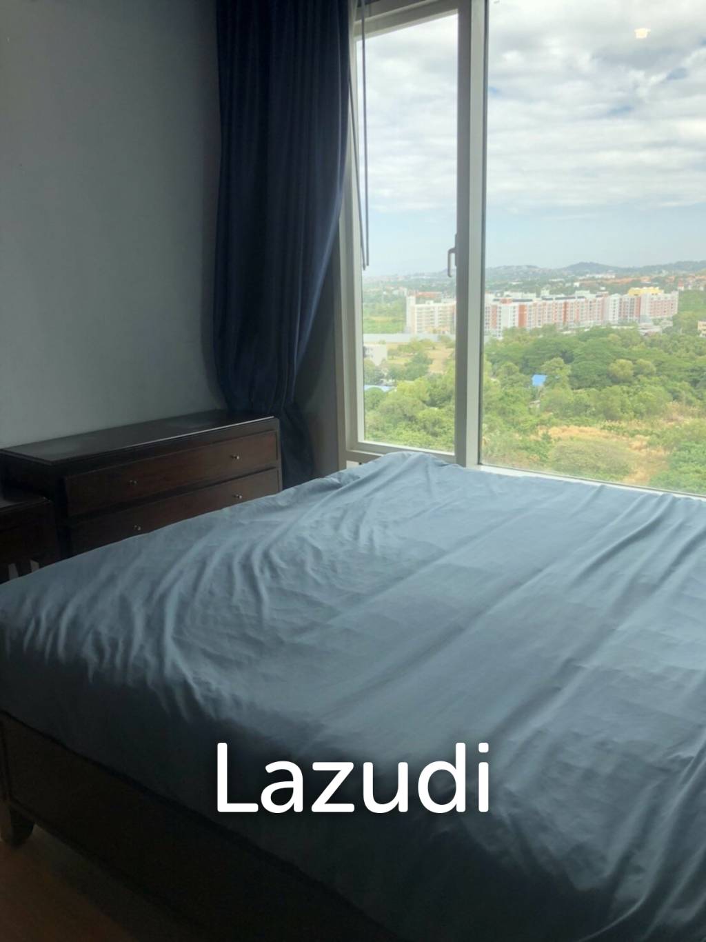 3 brs beachfront condo for sale