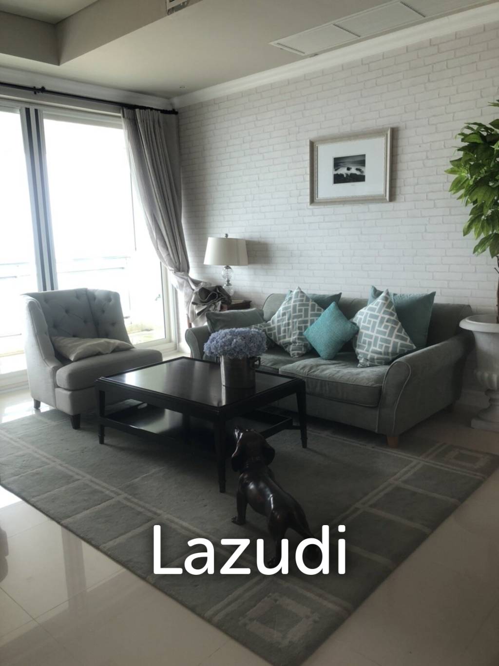 3 brs beachfront condo for sale