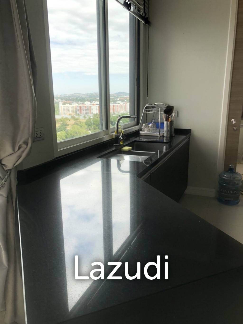 3 brs beachfront condo for sale