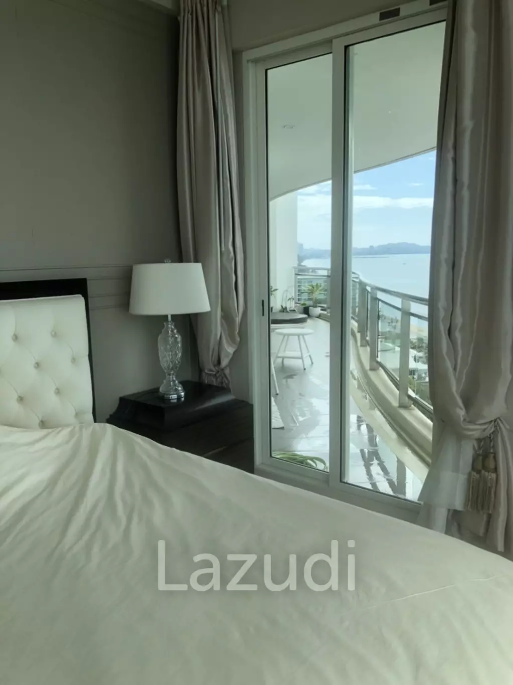 3 brs beachfront condo for sale
