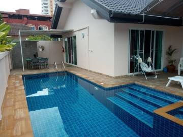 Jomtien condotel & village for Sale