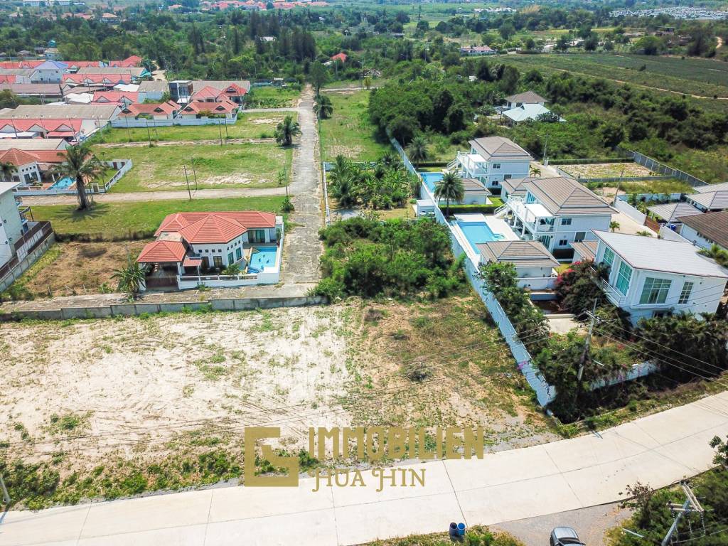 Hillside land for sale in Hua Hin Soi 102