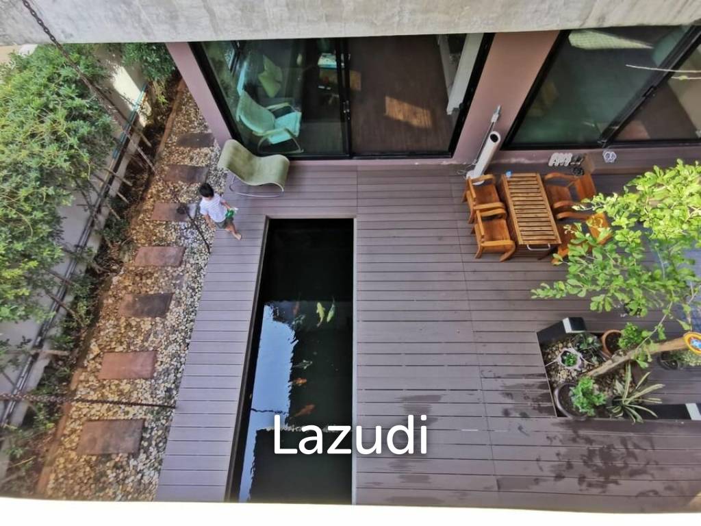 Oriental Loft Detached House in Lat Phrao For Sale