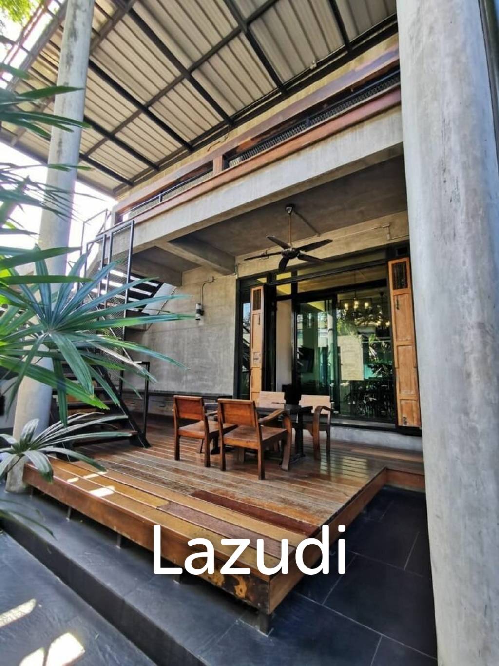 Oriental Loft Detached House in Lat Phrao For Sale