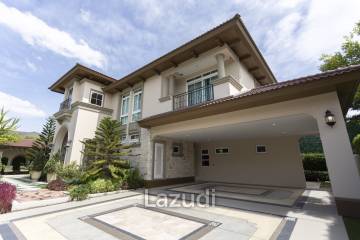 Nantawan Bangna km.7/ 4 Bedroom 5 Bathroom / 560 sqm For Rent
