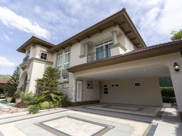 Nantawan Bangna km.7/ 4 Bedroom 5 Bathroom / 560 sqm For Rent