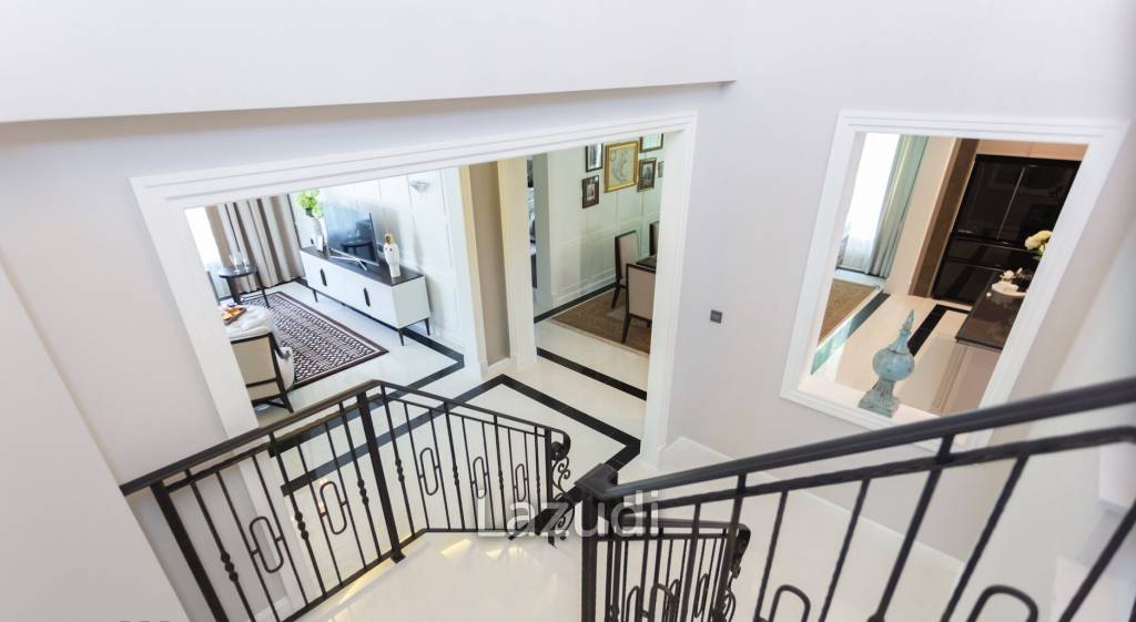 Nantawan Bangna km.7/ 4 Bedroom 5 Bathroom / 560 sqm For Rent