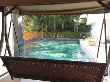 Modern villa for rent