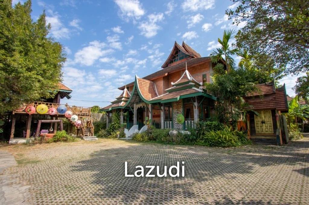 Outstanding character resort for sale near Wat Pa Daet