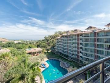 3 Bed deluxe view condo