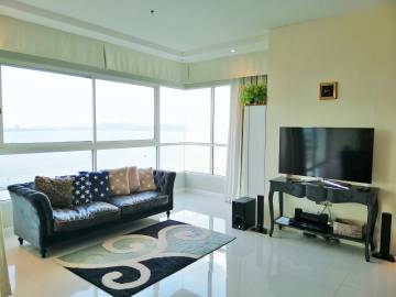 2 Bedrooms Beachfront for sale