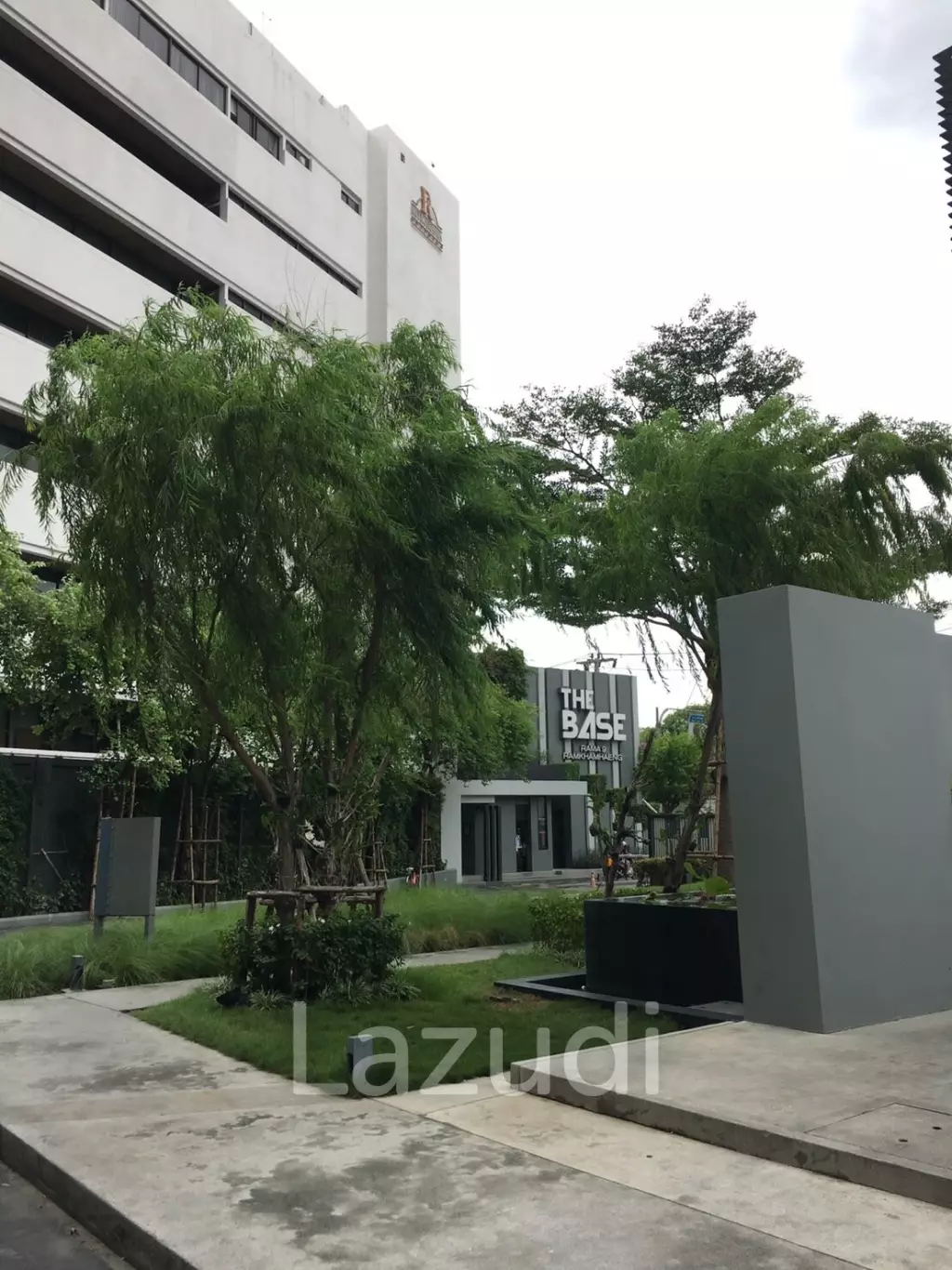 1 Bed 1 Bath 29 SQ.M The Base Rama 9 - Ramkhamhaeng