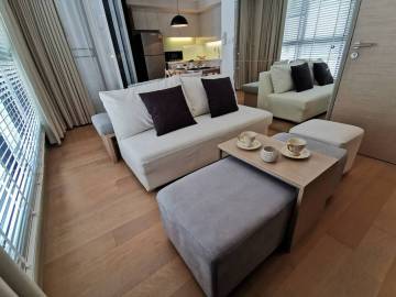 2 bedroom condo for rent and sale at Liv@49