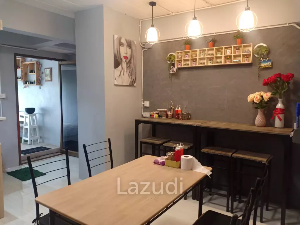 ขายบ้านทาวน์เฮ้าส์ 2ชั้น 19.5ตร.วา ตกแต่งใหม่พร้อมเฟอร์นิเจอร์  2ห้องนอน 2 ห้องน้ำ ราคา 2.59ล้านบาท