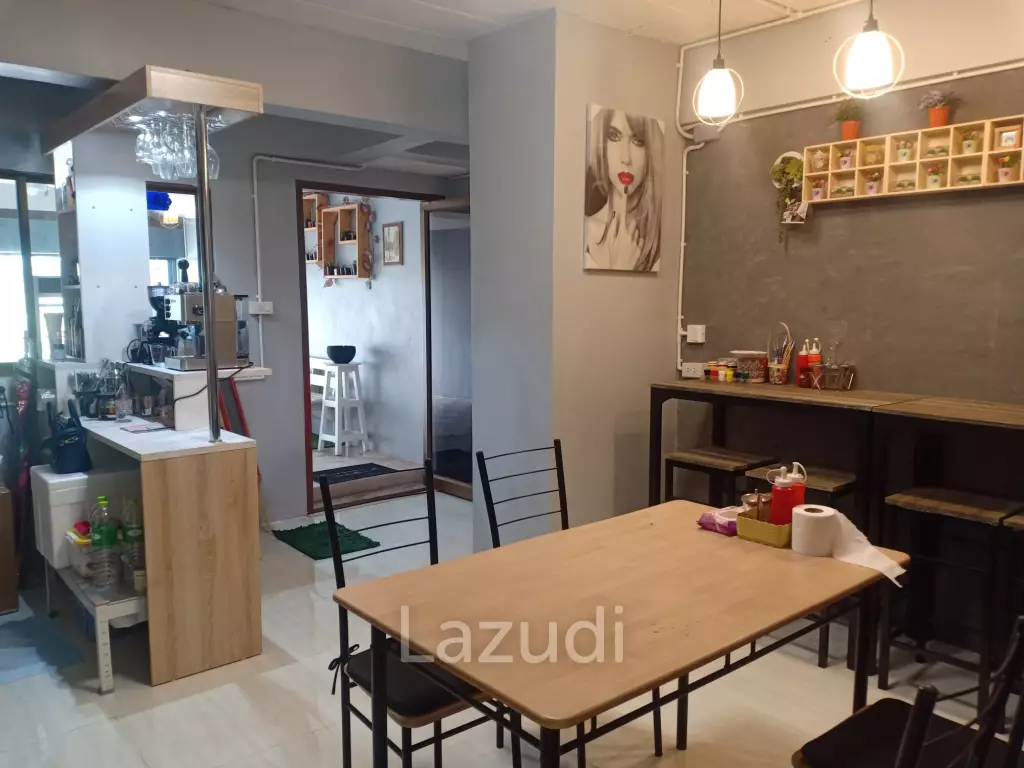 ขายบ้านทาวน์เฮ้าส์ 2ชั้น 19.5ตร.วา ตกแต่งใหม่พร้อมเฟอร์นิเจอร์  2ห้องนอน 2 ห้องน้ำ ราคา 2.59ล้านบาท
