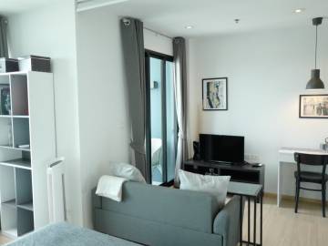 Condo for Sale !!! @ The Base Rama 9 - Ramkhamhaeng Rd. ประกาศขายคอนโด !!! ถูกที่สุดในโครงการ !!!