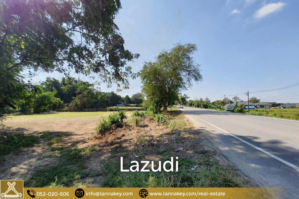 Beautiful Land Next to The Kok River and the road.