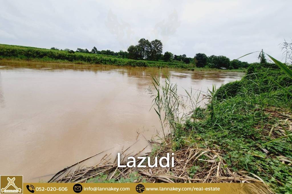 Beautiful Land Next to The Kok River and the road.