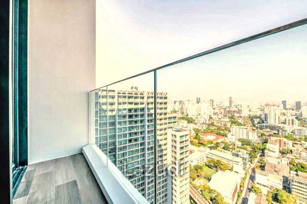 2 Bed 2 Bath 73 SQ.M The ESSE Sukhumvit 36
