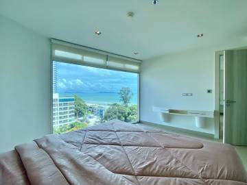 Fantastic Sea View - One Bed Unit - Sands Condominium