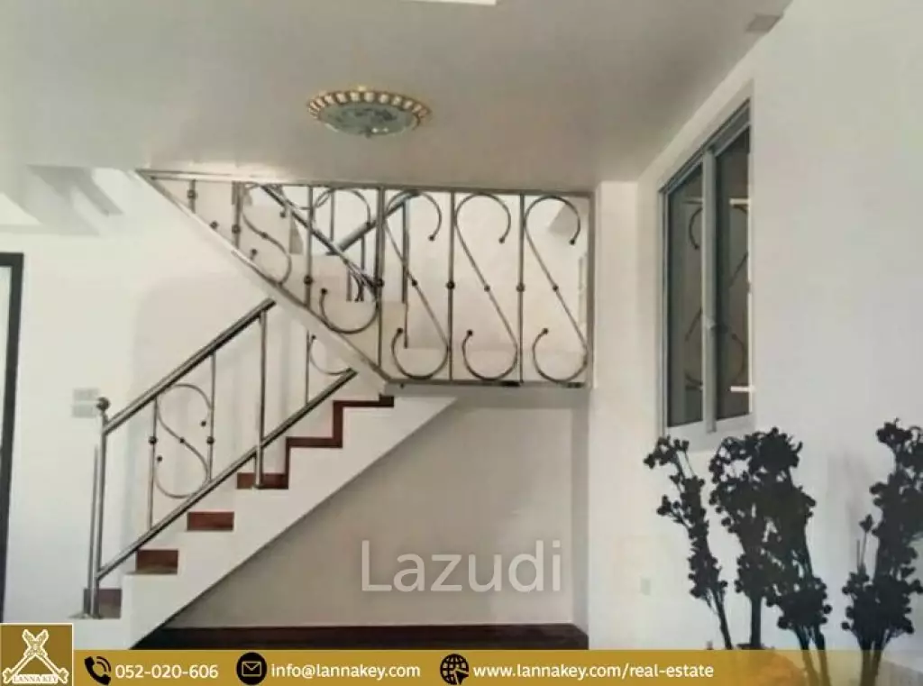 Simple house for sale near many important places.