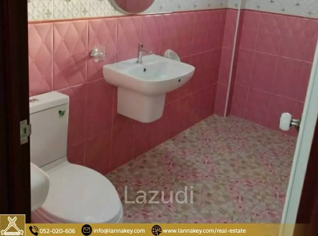Simple house for sale near many important places.