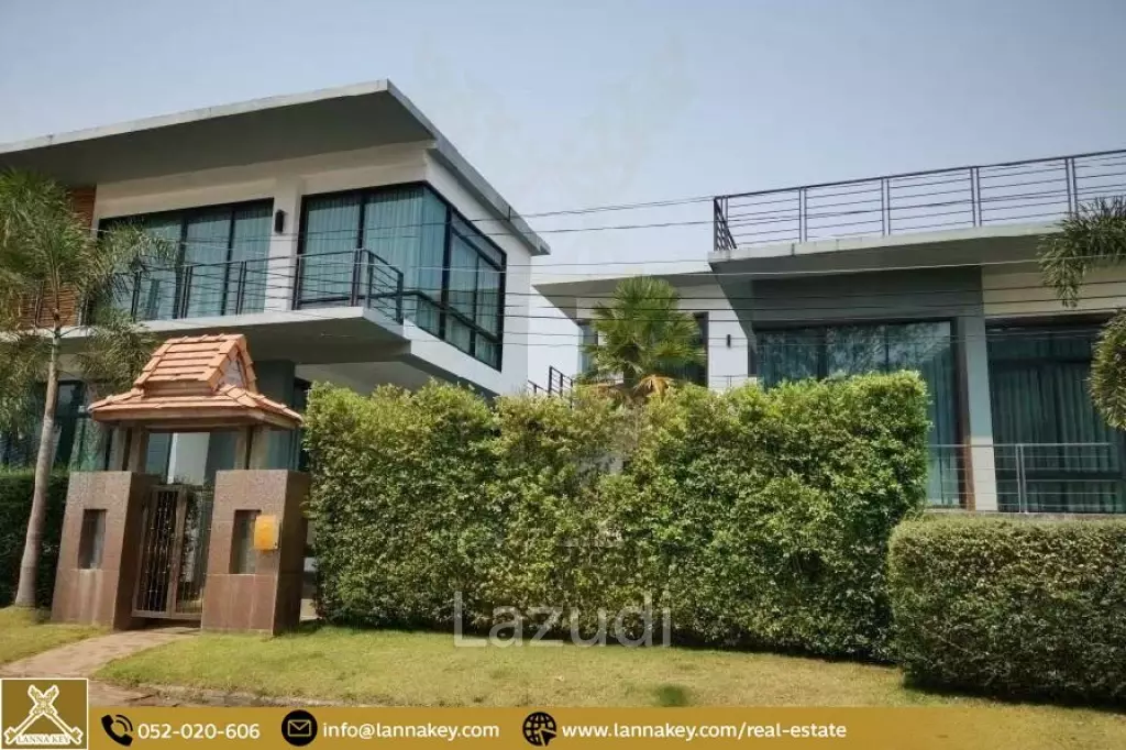 Pool Villa in Golf Course For Sale