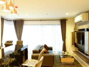 2 bedroom condo for rent and sale at Rhythm Sukhumvit 36-38