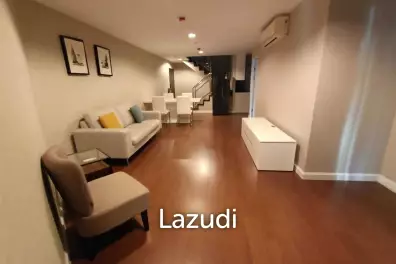 ขาย/ให้เช่า Belle Grand Rama 9 Duplex 3 ห้องนอน 2 ห้องน้ำ 141.41 ตารางเมตร