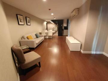 141.41 Sqm 3 Bed 2 Bath Condo For Rent & Sale