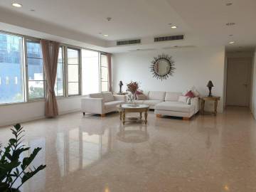 4 bedroom property for sale and rent at Hampton Thong Lo 10