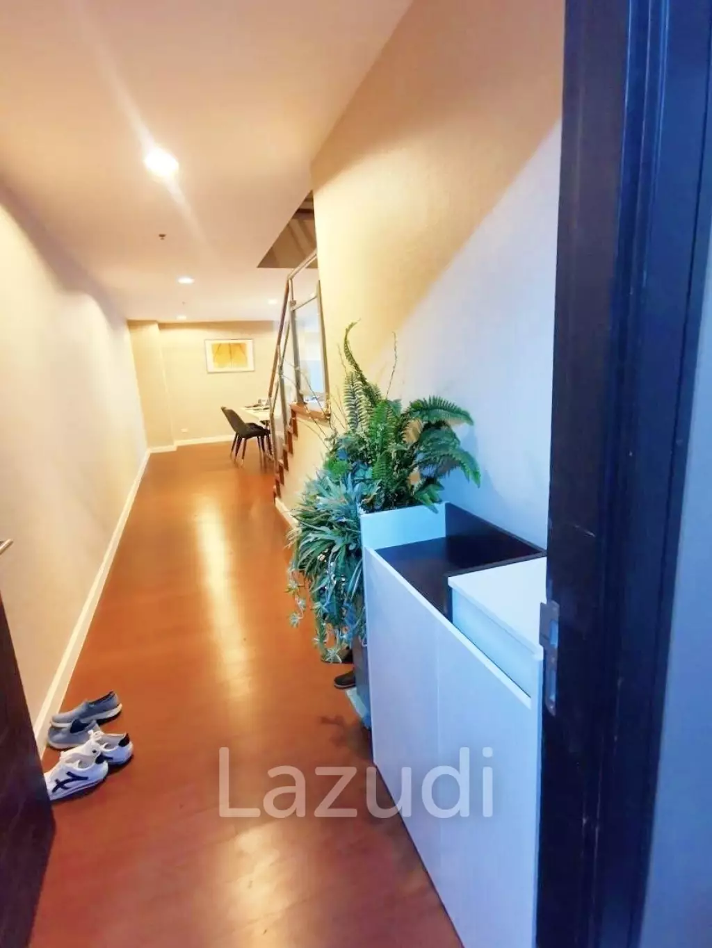 245.36 Sqm 5 Bed 3 Bath Duplex Condo For Rent + Sale