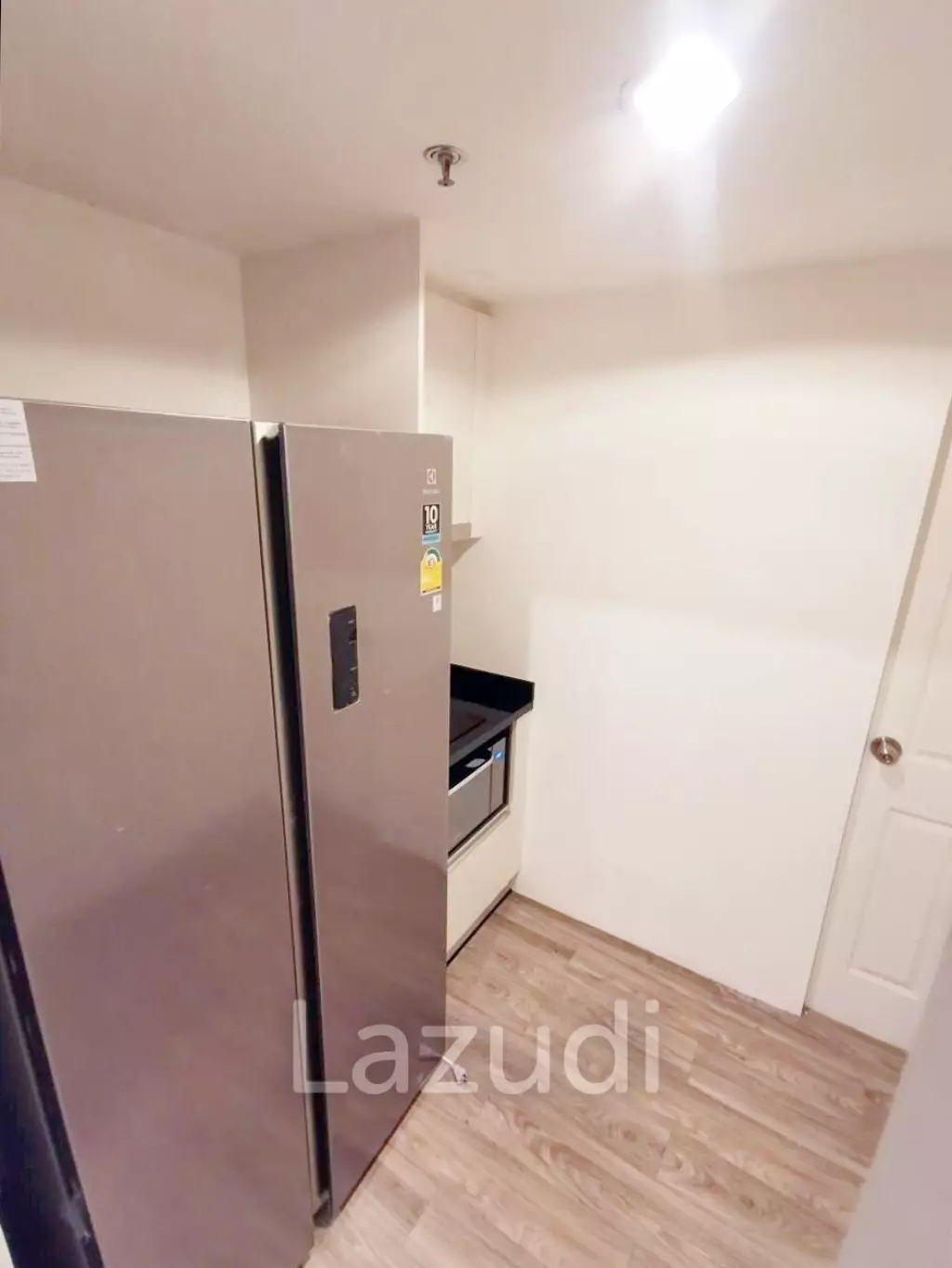 245.36 Sqm 5 Bed 3 Bath Duplex Condo For Rent + Sale