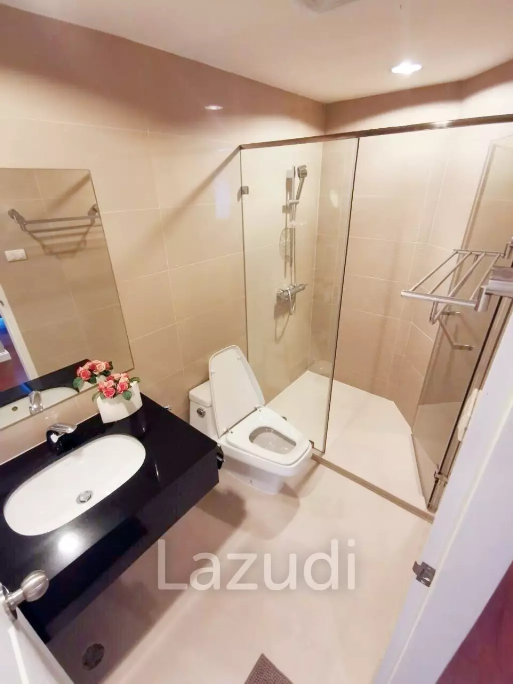 245.36 Sqm 5 Bed 3 Bath Duplex Condo For Rent + Sale