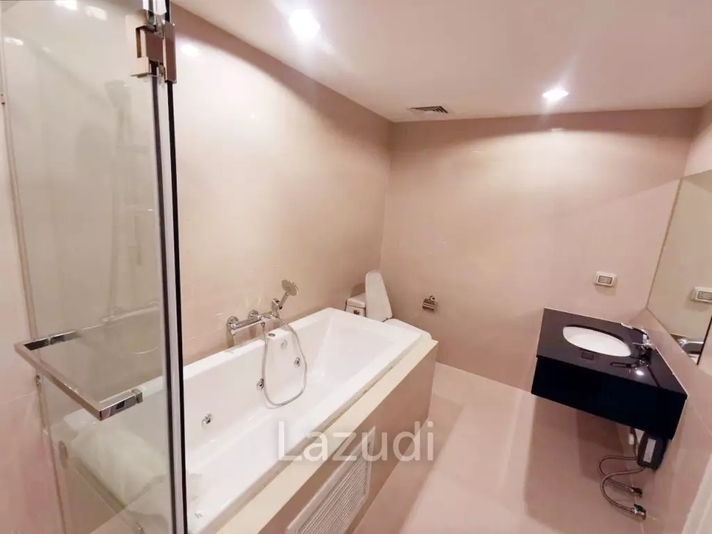 245.36 Sqm 5 Bed 3 Bath Duplex Condo For Rent + Sale