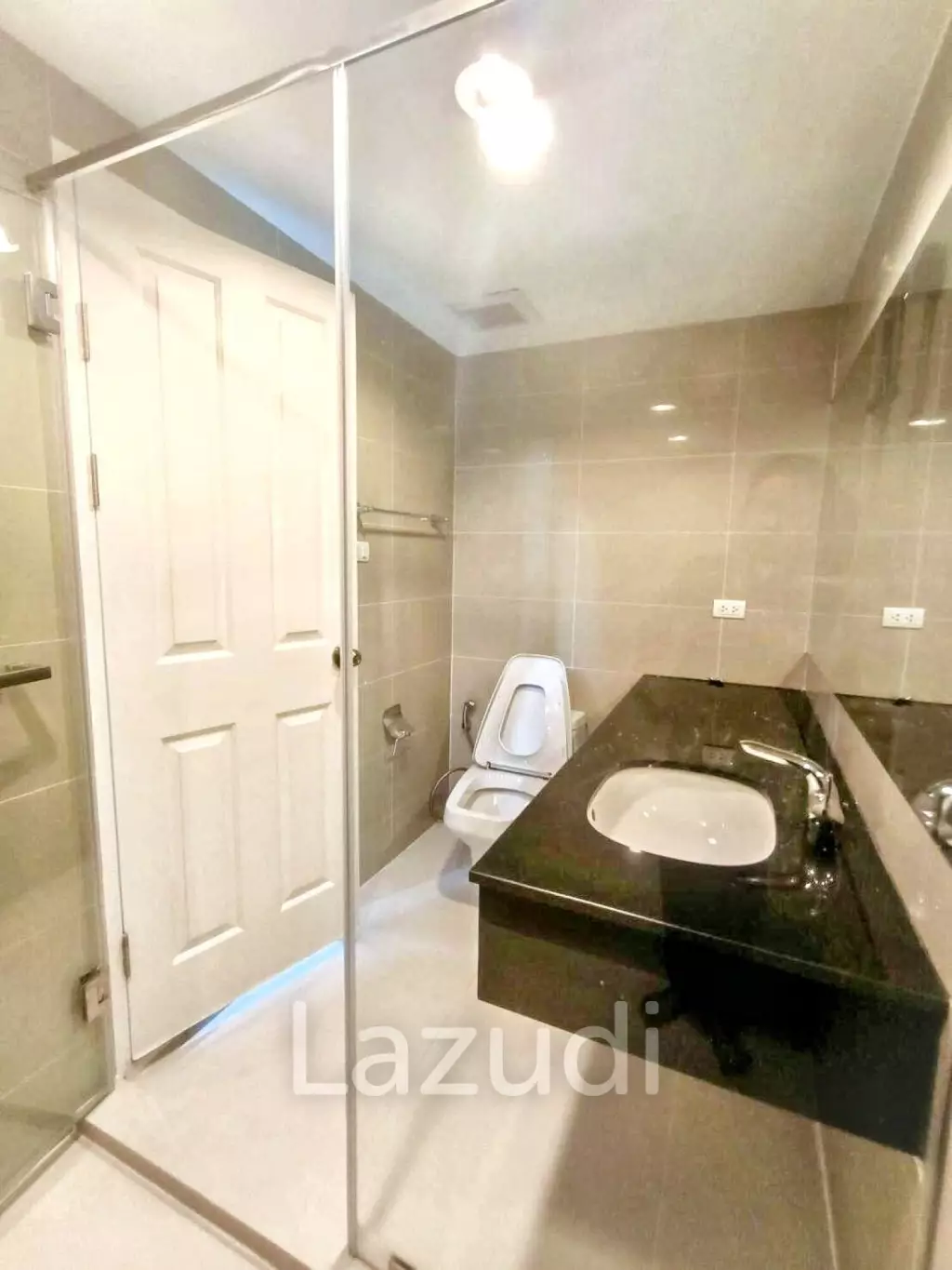 224.66 Sqm 5 Bed 3 Bath Condo For Rent and Sale