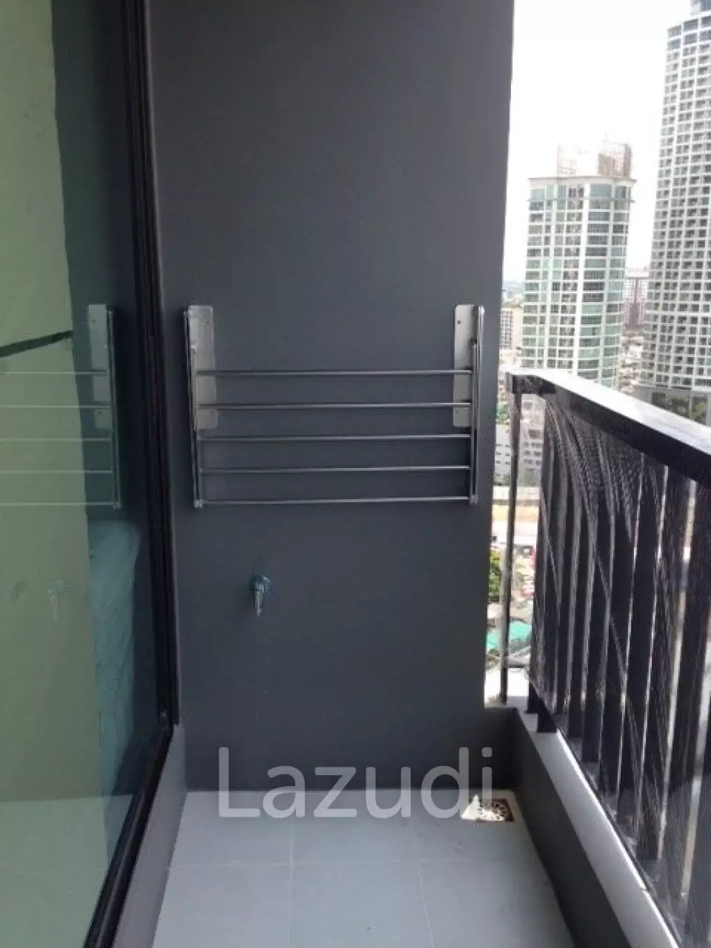 69 Sqm 2 Bed 2 Bath Condo For Rent
