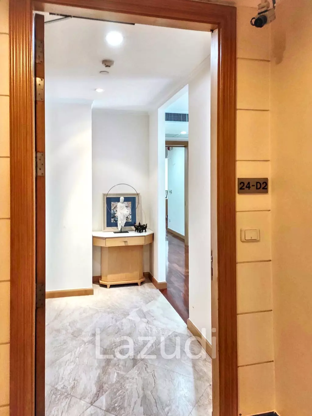 285 Sqm 3+1 Bed 3 Bath Condo For Rent