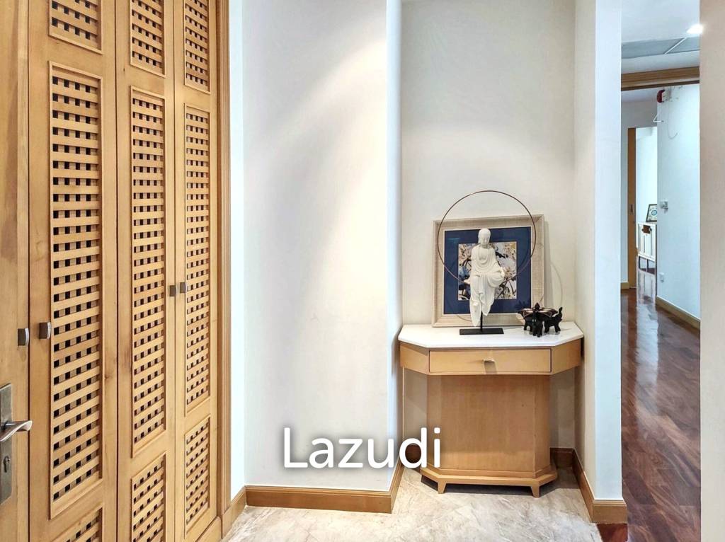 285 Sqm 3+1 Bed 3 Bath Condo For Rent