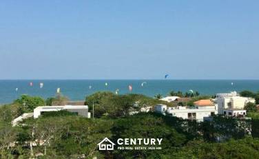 ROCCO CONDO : Good Location 2 Bed Condo with Sea View