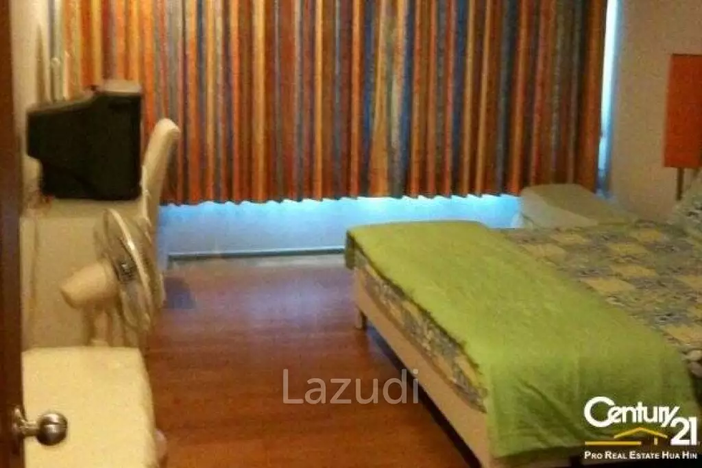 1 Bed Beachfront Condo