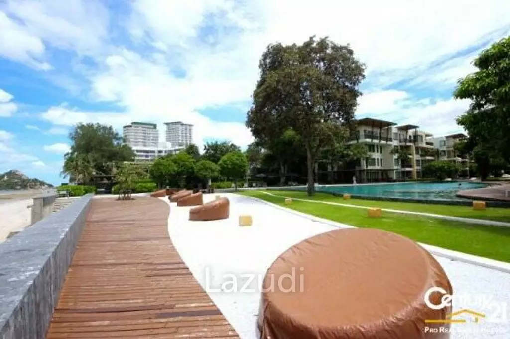 1 Bed Beachfront Condo