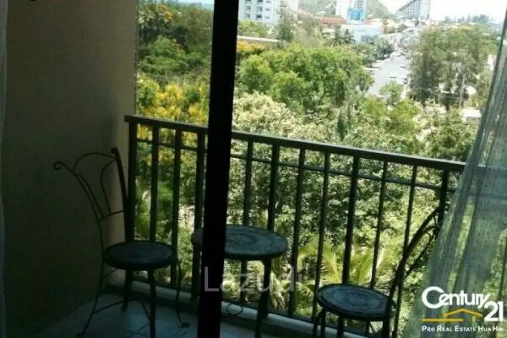 1 Bed Beachfront Condo