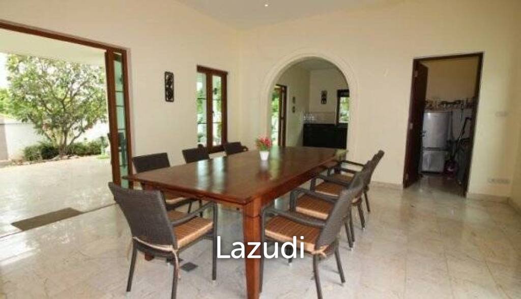 800 Sqm 4 Bed 4 Bath Villa For Rent