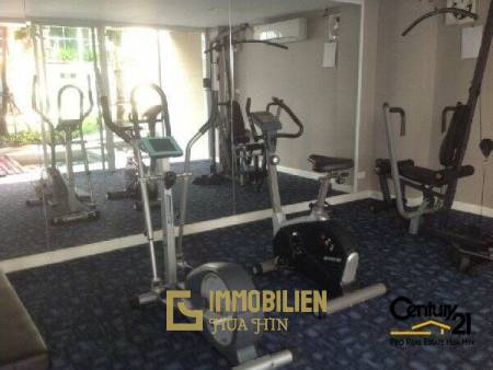 2 Bedroom Condo close to Beach and Restaurants
