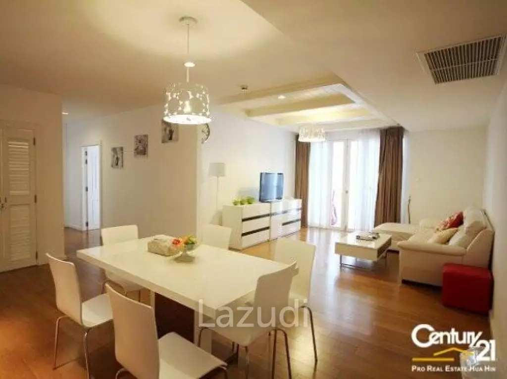 Luxurious 2 Bed Condo