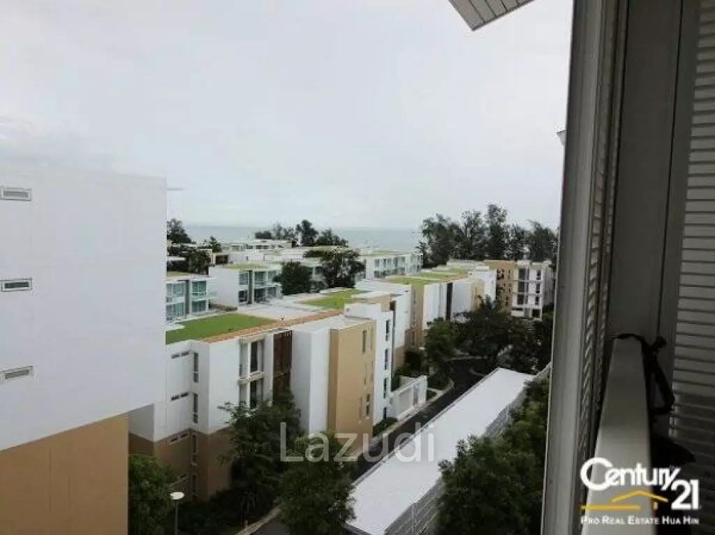 Luxurious 2 Bed Condo