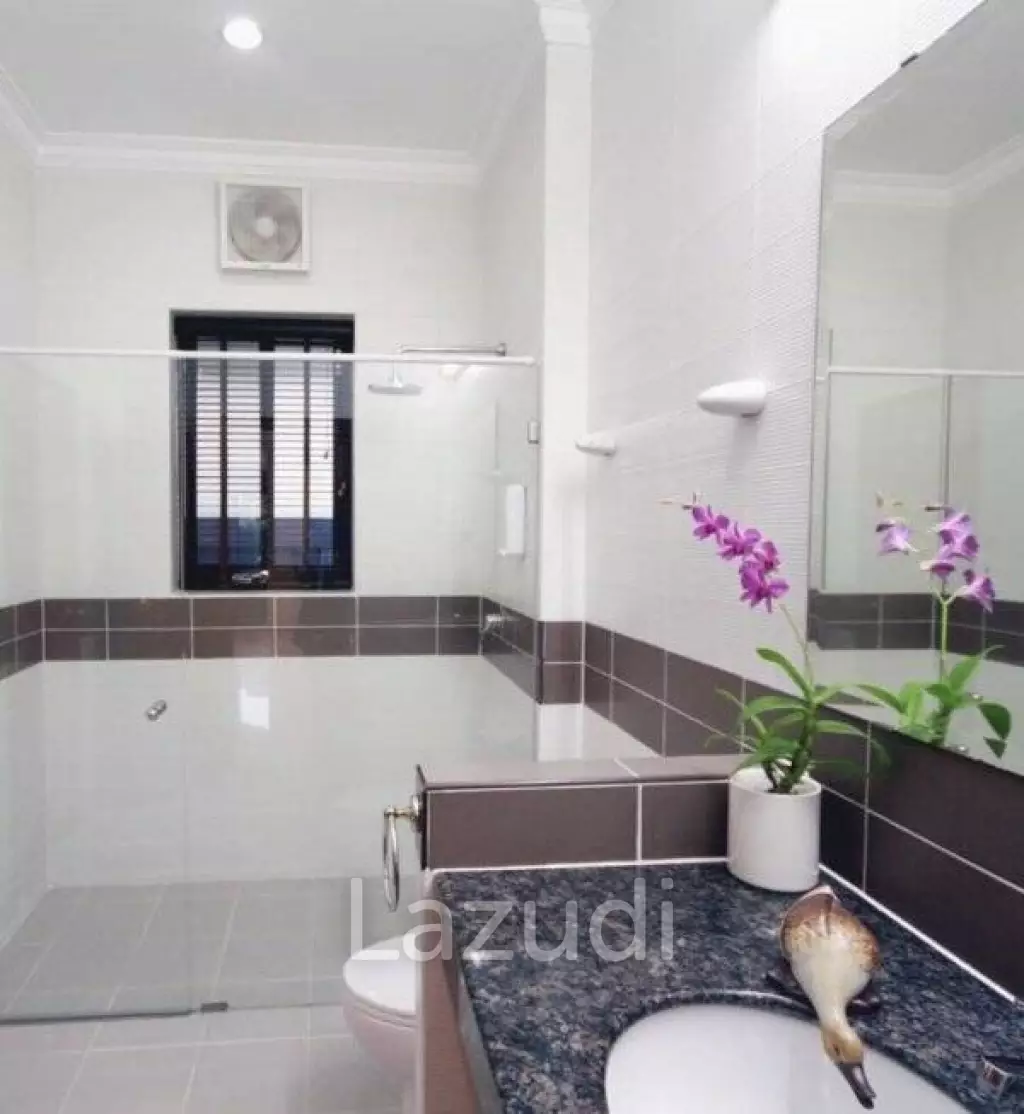 ORCHID VILLA : Full Modernized 3 Bed Pool Villa close to town and Beaches