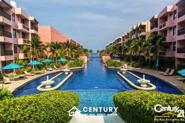 1 Bed Condo with Pool View in Town